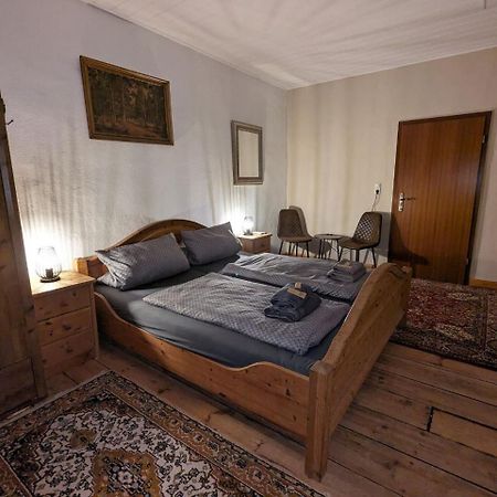 Gasthaus "Zum Goldenen Ross" Uhlstädt Kültér fotó